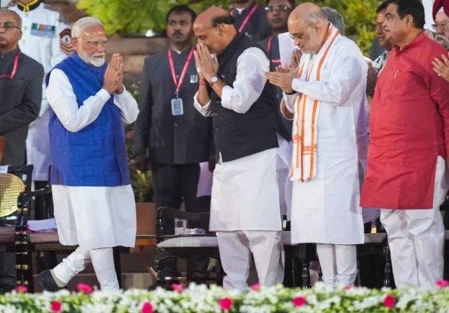 Modi Government 3.0 : सीटें कम मिलीं तो केंद्र सरकार में यूपी से घटी मंत्रियों की संख्या लेकिन समीकरण का रखा पूरा ध्यान