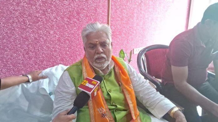 एक पेड़ मां के नाम एक पेड़ मां के नाम