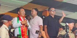 सिक्किम में संपन्न हुए विधानसभा चुनाव के घोषित नतीजों में एसकेएम (सिक्किम क्रांतिकारी मोर्चा) की सुनामी देखने को मिली। उसने विधानसभा की 32 में से 31 सीटों पर जीत दर्ज कर मुकाबला पूरी तरह अपने पक्ष में कर लिया। इसी के साथ प्रेम सिंह तमांग फिर सीएम बनेंगे।