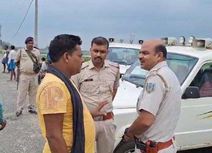दो गुट में जमकर मारपीट