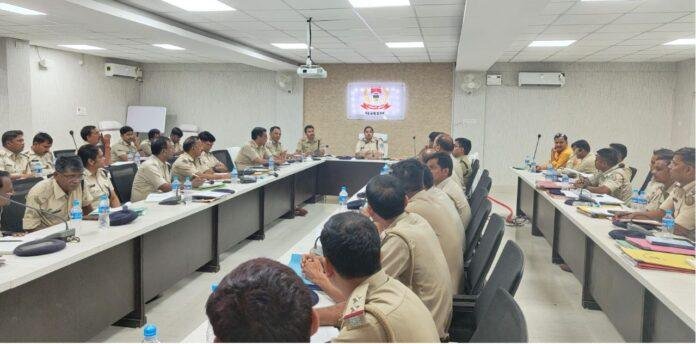 6048 महत्वपूर्ण अपराधों की समीक्षा