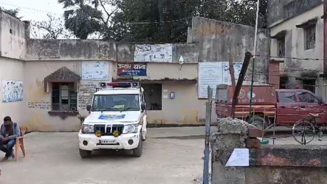 अज्ञात व्यक्ति की शव मिलने से इलाके मची सनसनी