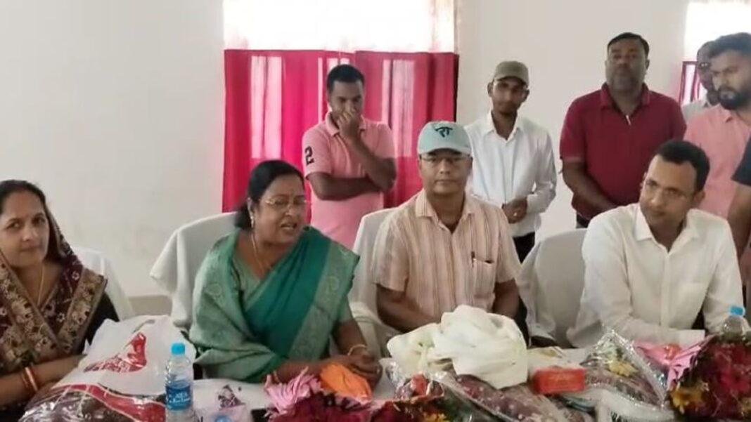 नगर परिषद के नए कार्यपालक पदाधिकारी सूर्यानंद सिंह ने संभाला कार्यभार