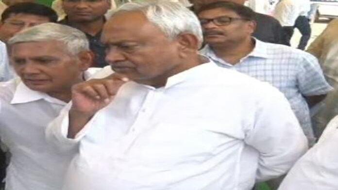 मुख्यमंत्री ने सीवान व सारण में हुई जहरीली शराबकांड को लेकर की उच्चस्तरीय बैठक