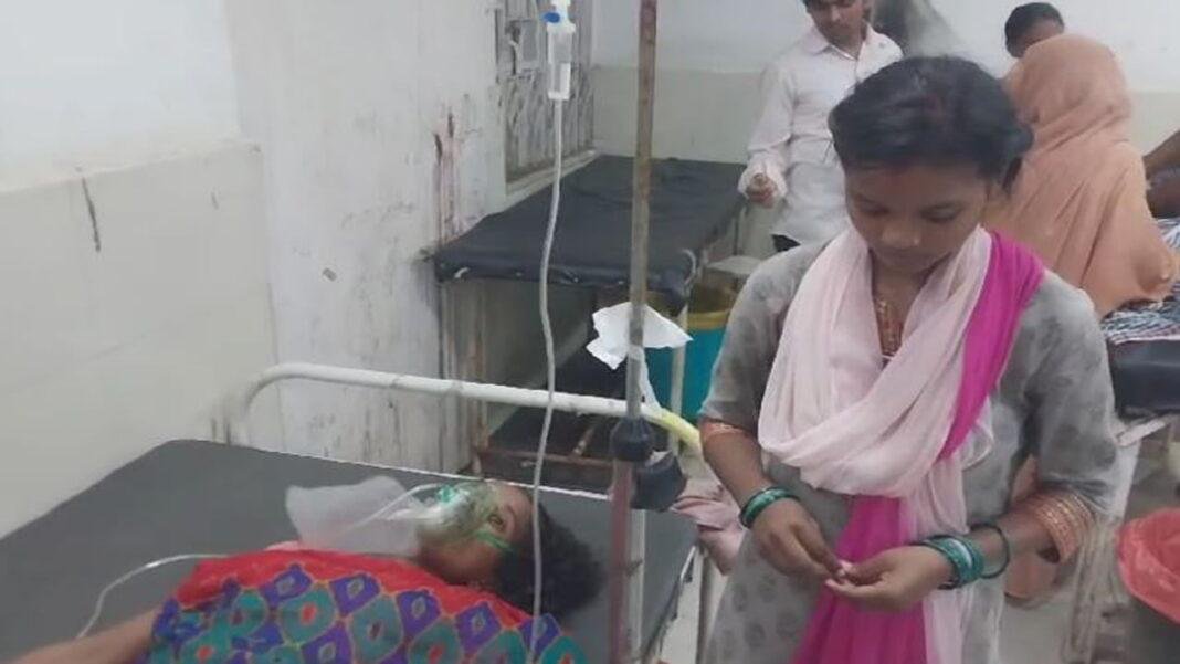 लोन से तंग आकर महिला ने खुदकुशी करने का किया प्रयास, अस्पताल में भर्ती