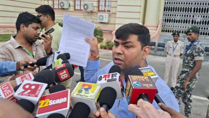 मॉनसून सत्र का तीसरा दिन, आज भी हंगामे का आसार