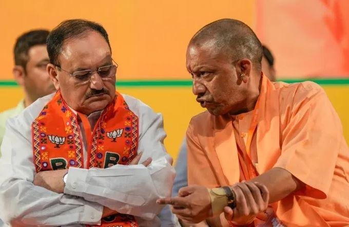 Yogi Mantra : मंत्रियों को सीएम योगी ने दिया खास मंत्र – ‘सिफारिशी को न दें टिकट, बूथों के कार्यकर्ताओं का इकबाल रखें बुलंद’ भाजपा अध्यक्ष जेपी नड्डा संग सीएम योगी की हाल में हुई खास गुफ्तगू संगठन में चर्चा का विषय बना।