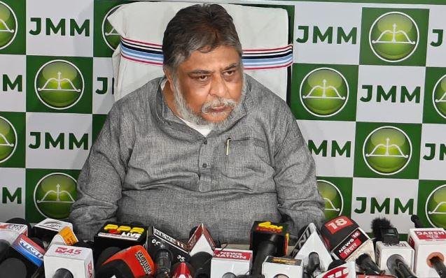 BJP का नारा सबका साथ नहीं जो मेरे साथ सिर्फ उसका विकास, सुप्रियो का करारा जवाब