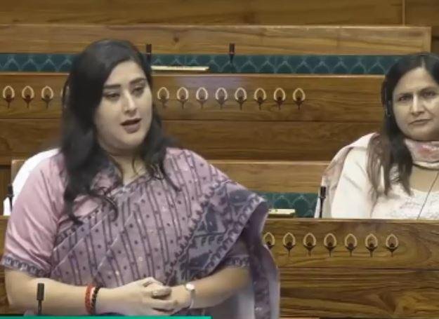 दिल्ली हादसे पर लोकसभा में बोलतीं बांसुरी स्वराज