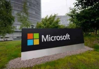 Outage In Microsoft
