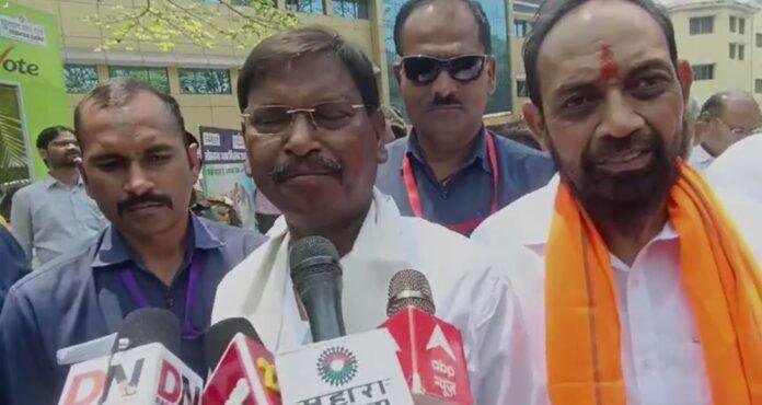 चंपाई सोरेन पर आरोप लगाना दुर्भाग्यपूर्ण: अर्जुन मुंडा