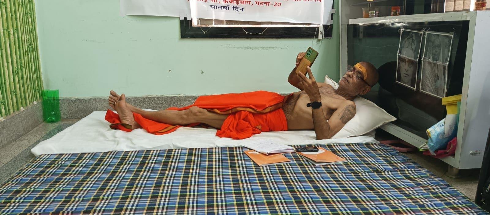 सनातन संस्कृति और साधना: Guinness Book of World Records में नाम दर्ज कराने के लिए निर्जला उपवास पर बैठा एक संत 3 22Scope News 7 22Scope News