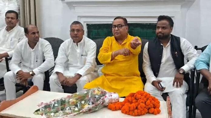 '1990 से 2005 तक का राजा कैसा था, यह उस समय के जन्म लेने वालों के लिए जानना जरूरी'