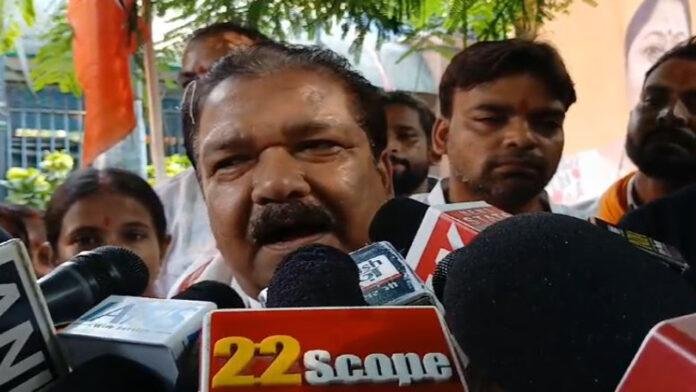 दिलीप जायसवाल का ममता पर निशाना, कहा- किसी नेता को ऐसी बातें बोलना पागलपन