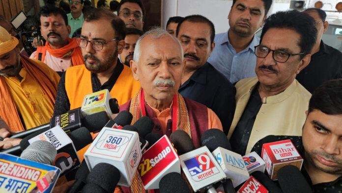 बिहार प्रभारी के बैठक में शामिल हुए सिग्रीवाल, कहा- संगठन को मजबूत करने के लिए हुई चर्चा