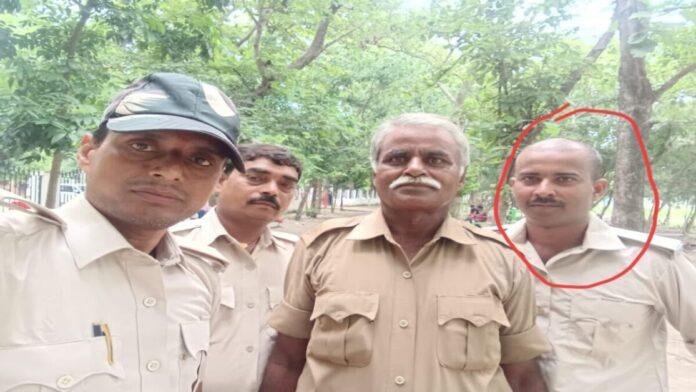 राज्यपाल की सुरक्षा में नजर आया चूक, चौकीदार की जगह पुत्र कर रहा था ड्यूटी