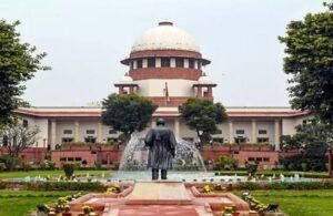 CJI Slams Lawyer : सुप्रीम कोर्ट में सुनवाई के दौरान वकील पर भड़के मुख्य न्यायाधीश, बोले – 'ये कोई कॉफी शॉप नहीं है' CJI Slams Lawyer