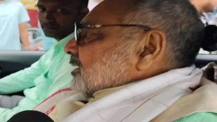 गिरिराज का राहुल पर तंज, कहा- काठ की हांडी बार-बार नहीं चढ़ती