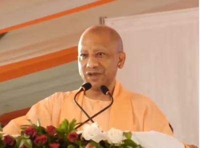 अयोध्या के मिल्कीपुर में सीएम योगी आदित्यनाथ