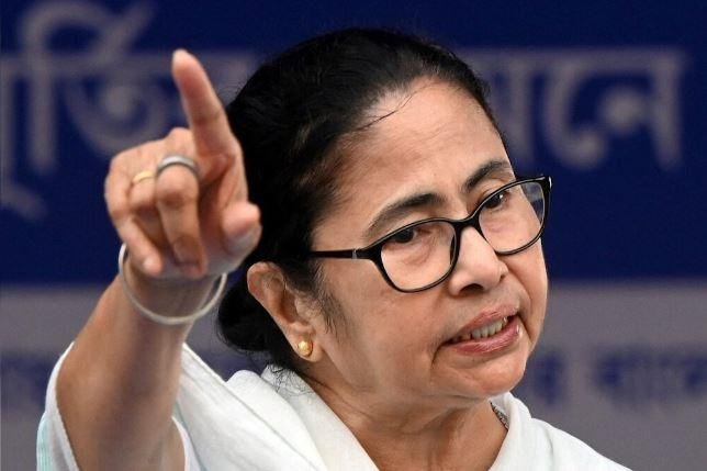 Breaking: कोलकाता निर्भया कांड को रविवार तक हल करे पुलिस नहीं तो जांच सीबीआई को सौंपेगी ममता, किया ऐलान 1 22Scope News फाइल फोटो