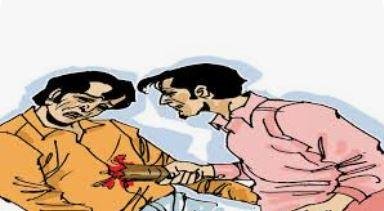 12003 80 रुपये के विवाद में दुकान संचालक ने ग्राहक को मारा चाकू, गंभीर हालत में आईसीयू में भर्ती