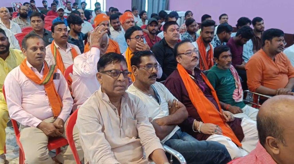 VHP के स्थापना का उद्देश्य धर्म और संस्कृति की आवश्यकता पर बल देना रहा है- डॉ आर एन सिंह