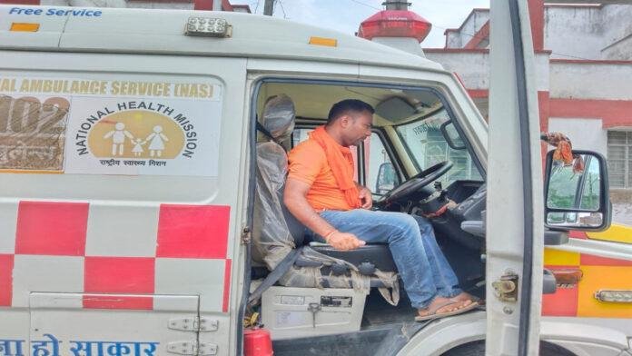 डायल-102 एंबुलेंस कर्मी का अनिश्चितकालीन हड़ताल खत्म