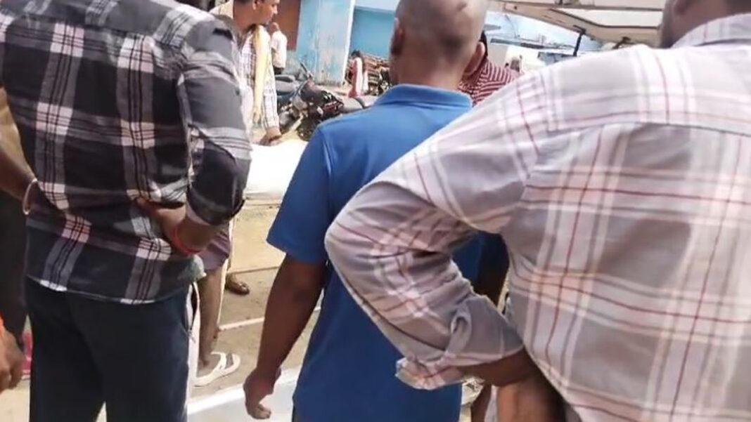 पूर्व प्रमुख के पत्नी की सांप काटने से हुई मौत