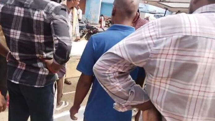 पूर्व प्रमुख के पत्नी की सांप काटने से हुई मौत