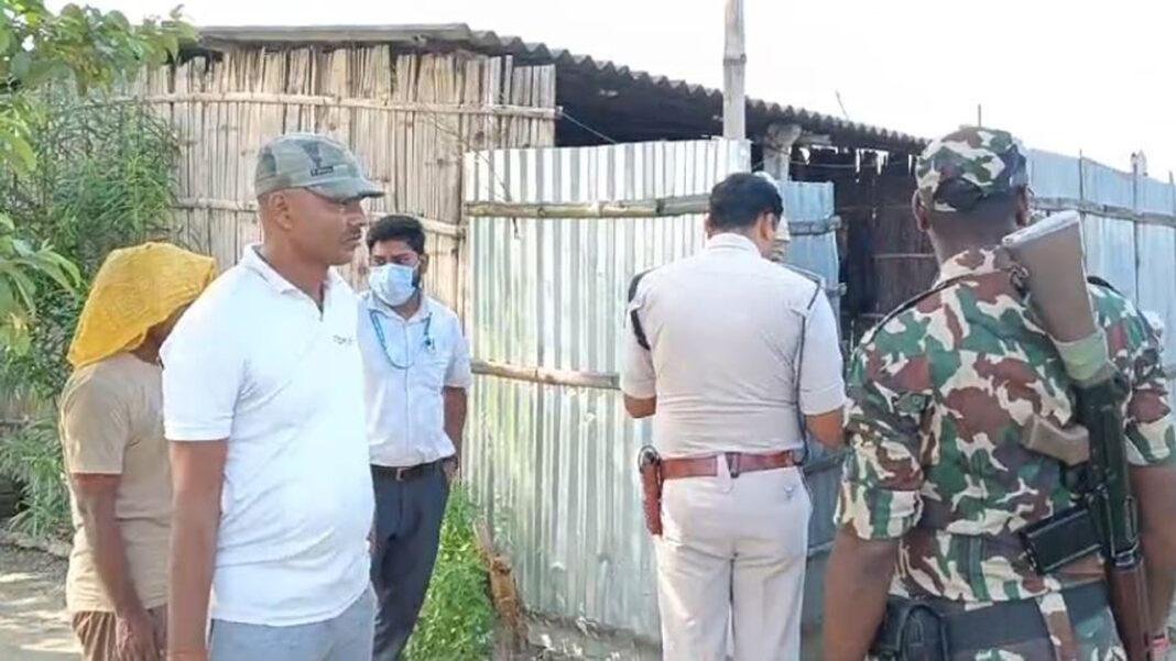 बदमाशों ने वृद्ध महिला के साथ मारपीट कर किया रेप