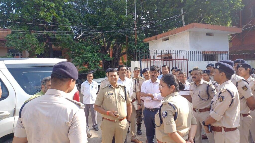 Patna के बेऊर जेल समेत बिहार के कई जेलों में एक साथ छापेमारी