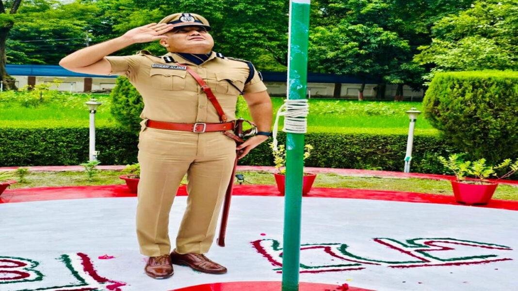 Breaking : काम्या मिश्रा के बाद चर्चित IPS अधिकारी ने दिया त्यागपत्र