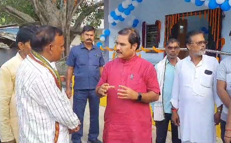 मंत्री मंगल ने कई स्वास्थ्य केंद्रों के भवन का किया उद्घाटन मंत्री मंगल ने कई स्वास्थ्य केंद्रों के भवन का किया उद्घाटन
