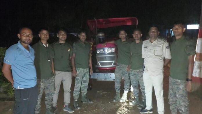 वन विभाग के संरक्षण में चल रहा अवैध खनन, ग्रामीणों ने कहा- कभी-कभार होती है कार्रवाई