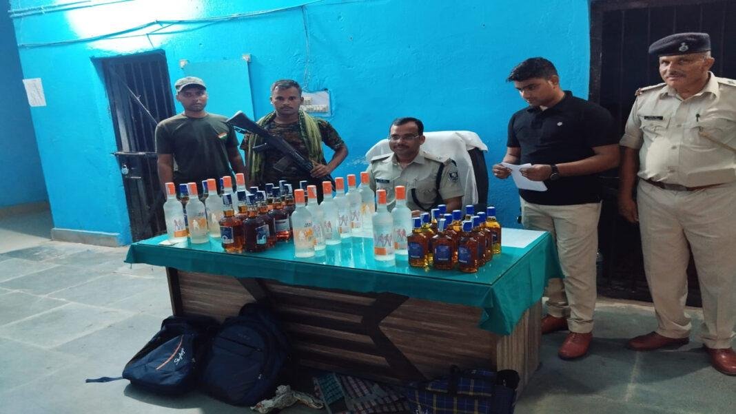 रजौली पुलिस ने विदेशी शराब के साथ 3 तस्कर को किया गिरफ्तार