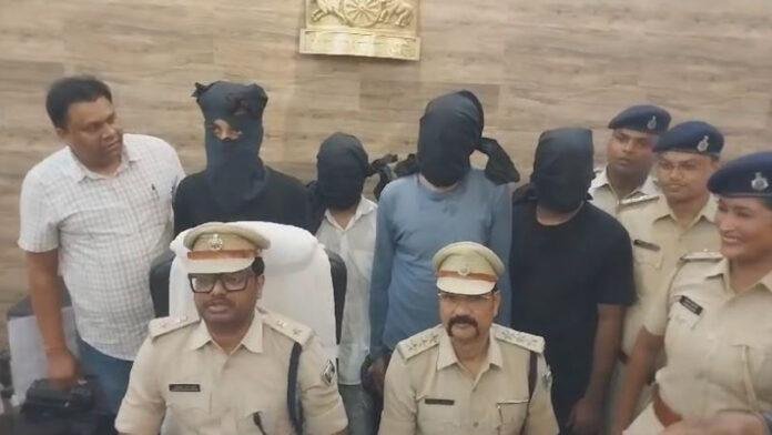 Purnia तनिष्क ज्वेलरी लूटकांड : पुलिस की बड़ी उपलब्धि, मुख्य अभियुक्त सहित 5 अरेस्ट
