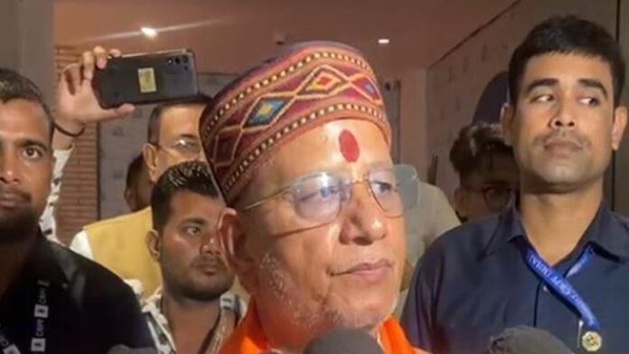 विजय सिन्हा का तेजस्वी पर तंज, कहा- बिहार में आई है बाढ़, विपक्ष के नेता हैं गायब