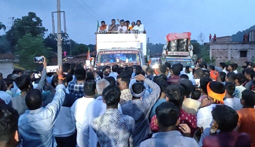 Hazaribagh : सांसद मनीष जायसवाल ने भरी हुंकार, बहुत हुआ अत्याचार, अब बदल देंगे भ्रष्ट झारखण्ड सरकार... 2 22Scope News प45त min 22Scope News