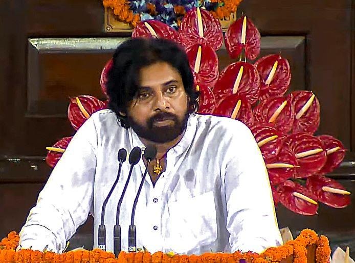 Controversy : राष्ट्रीय स्तर पर पवन कल्याण ने की 'सनातन धर्म रक्षण बोर्ड' बनाने की मांग 1 22Scope News पवन कल्याण