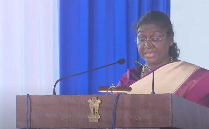 Ranchi : लाह उत्पादन की गुणवत्ता और मार्केटिंग में सुधार करने की जरुरत है-राष्ट्रपति द्रौपदी मुर्मू