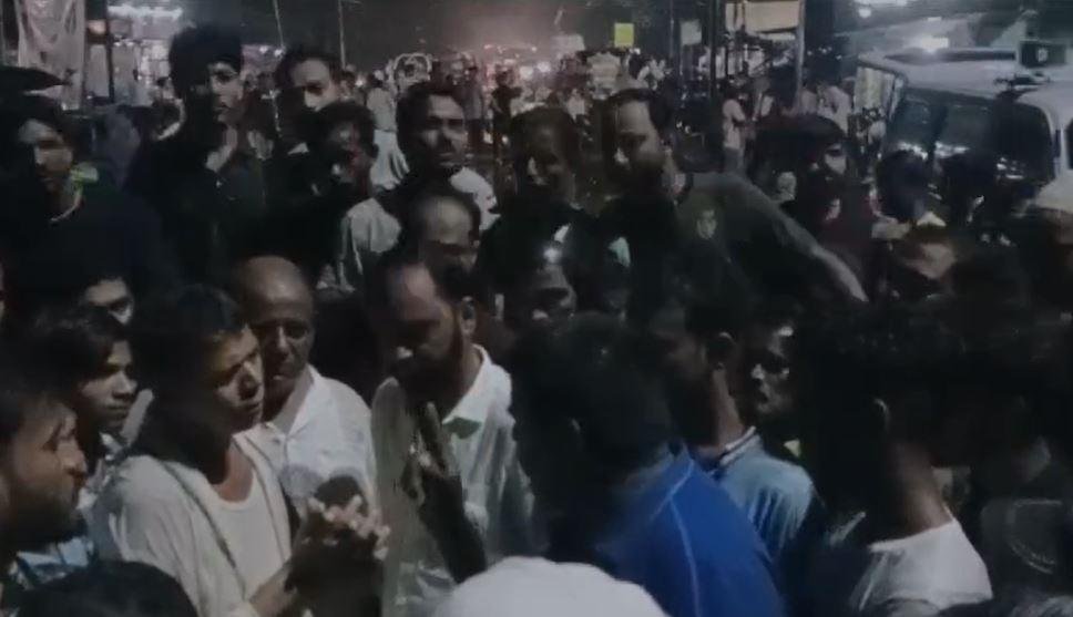 Dhanbad : तालाब में तैरता मिला नाबालिग युवक का शव, आक्रोशित लोगों ने कर दिया...