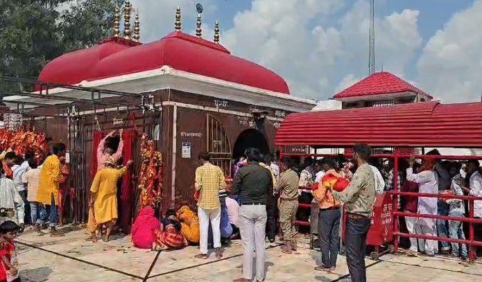 Thawe में साक्षात विराजती हैं मां कामाख्या, अकाल के समय में... Thawe में साक्षात विराजती हैं मां कामाख्या, अकाल के समय में...