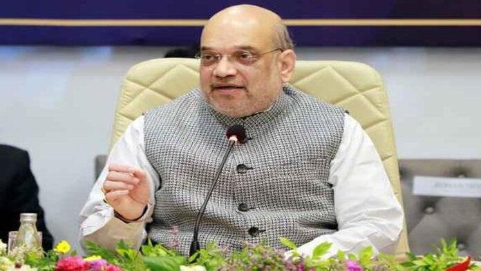 Amit Shah (File Photo) शाह कल वामपंथी उग्रवाद प्रभावित राज्यों के मुख्यमंत्रियों के साथ करेंगे समीक्षा बैठक