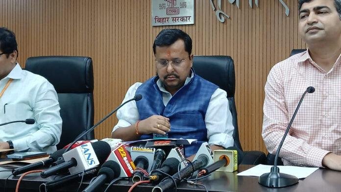 बिहार में 3 महीने में नगर निगम की ओर से कचरा प्रबंधन का काम होगा शुरू