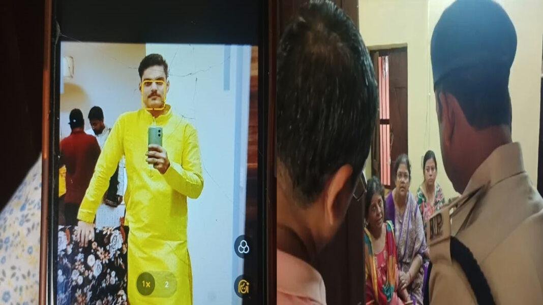 पटना में छात्र का कमरे में जला हुआ मिला शव