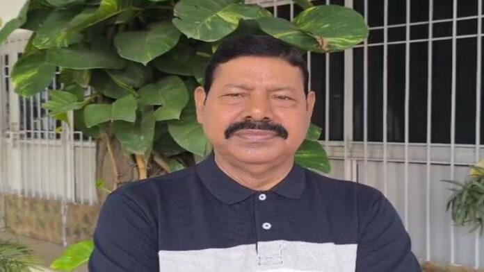 भाई वीरेंद्र का सत्ता पक्ष के आरोप पर पलटवार, कहा- जनता के साथ हैं तेजस्वी 