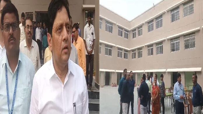 सिमुलतला आवासीय विद्यालय पहुंचे योगेंद्र सिंह, पदाधिकारी व प्राचार्य पर भड़के