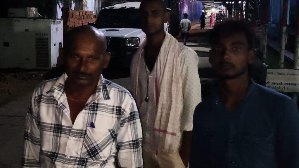 जमीनी विवाद में 2 पक्षों के बीच जमकर मारपीट, 3 महिला समेत 9 घायल