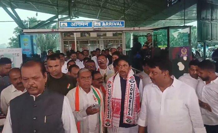 Ranchi लौटे गुलाम अहमद मीर और केशव महतो, इस दिन जारी होगा उम्मीदवारों का नाम...