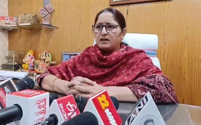 Irfan Ansari controversial statement : कांग्रेस के शीर्ष नेता अपने मंत्री और विधायकों को खुली छूट देकर रखे हैं, रद्द हो टिकट-अन्नपूर्णा देवी